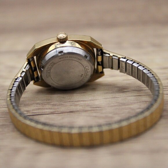 Vintage Caravelle By Bulova Watch Women Gold Tone Round Dial Stretch Band - Picture 7 of 8